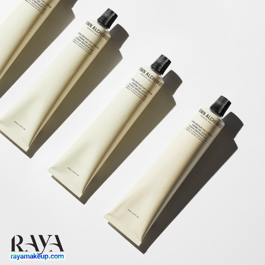 کرم روز آبرسان و مرطوب کننده مدل هیدرا ریپیر گرون آلکمیست Grown Alchemist Hydra-Repair Day Cream