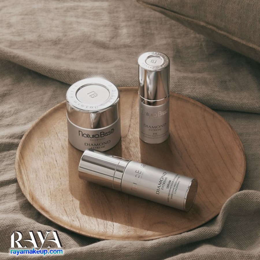 کرم دور چشم لیفت کننده و ضد پیری نچرا بیس مدل دیاموند اکستریم آی Natura Bissé Diamond Extreme Eye