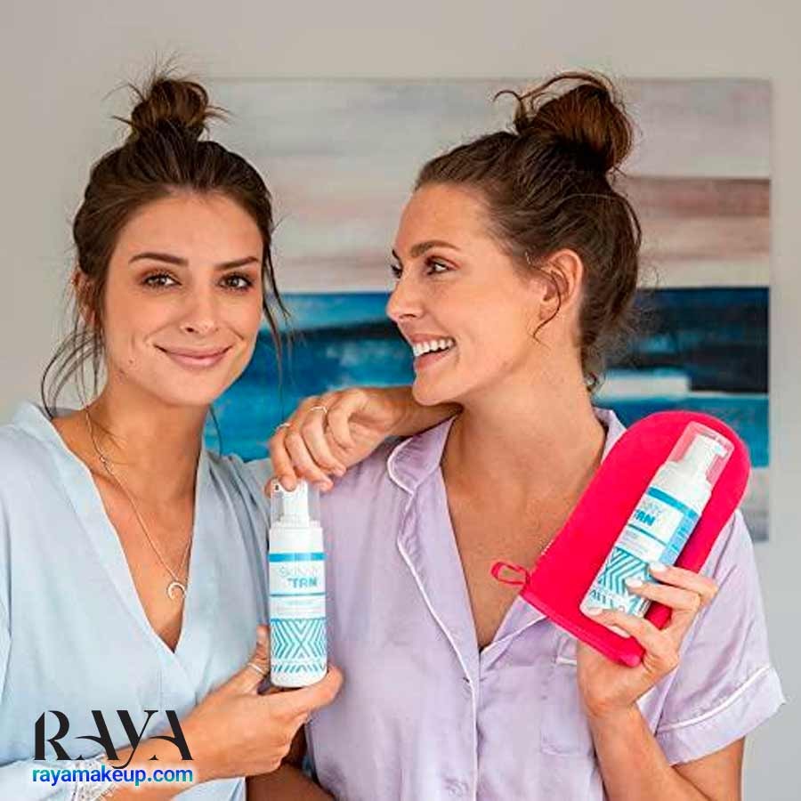 موس برنزه کننده و درخشان کننده پوست بدن اسکینی تان Skinny Tan Tanning Mousse