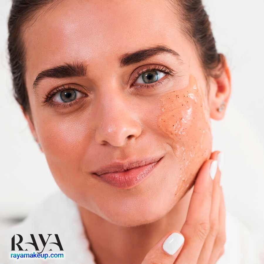 لایه برداری و پاکسازی پوست را از چه سنی آغاز کنیم؟ شروع سن لایه برداری از پوست 