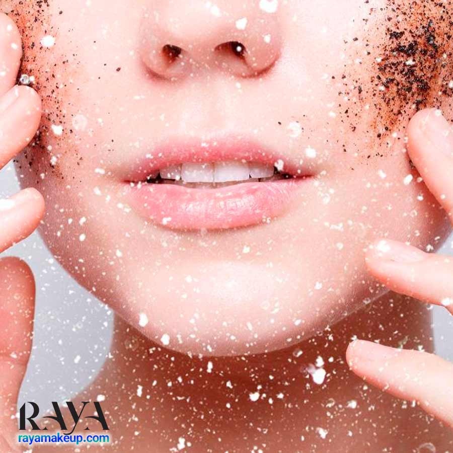 لایه برداری و پاکسازی پوست را از چه سنی آغاز کنیم؟ شروع سن لایه برداری از پوست 