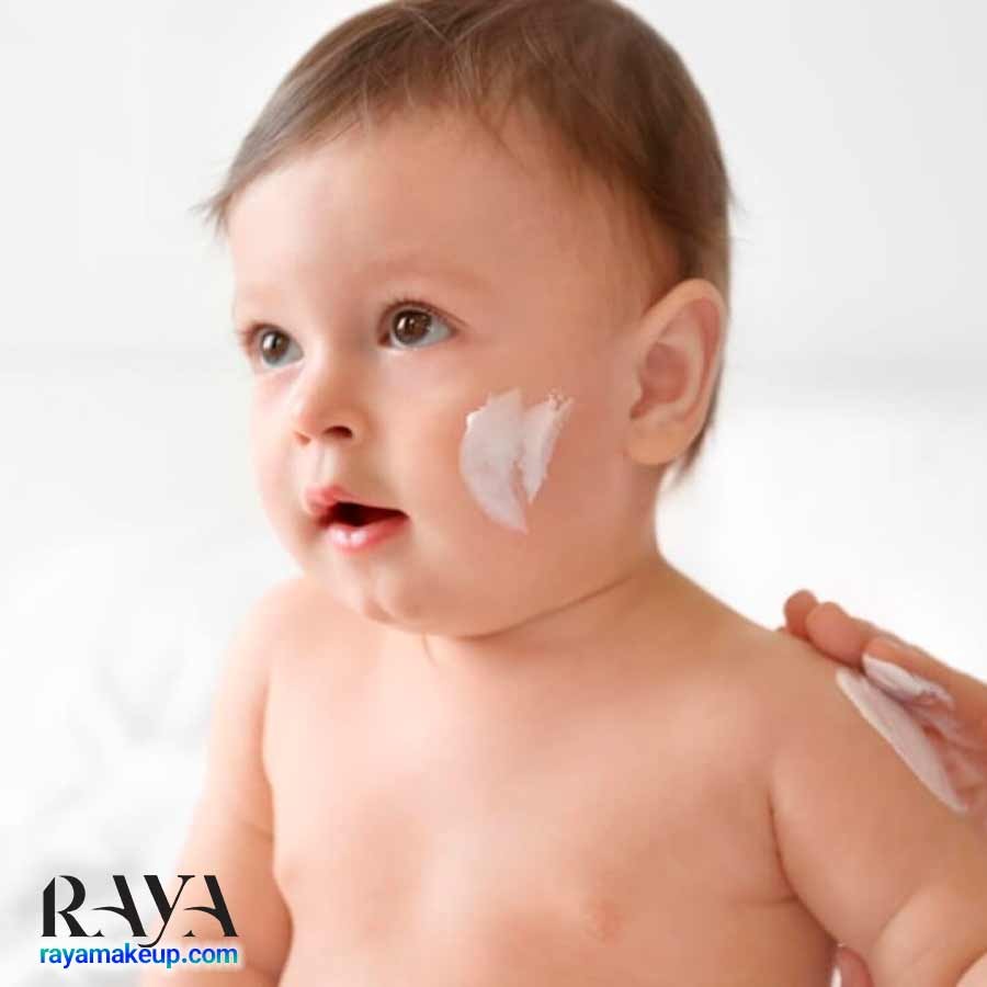 از چه سنی باید ضد آفتاب بزنیم؟