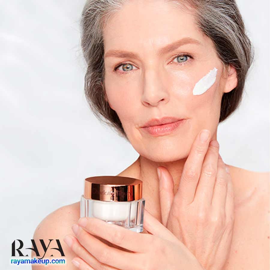 کرم آبرسان و مرطوب کننده جادویی مدل شارلوتس مجیک شارلوت تیلبری Charlotte Tilbury Charlotte's Magic Cream