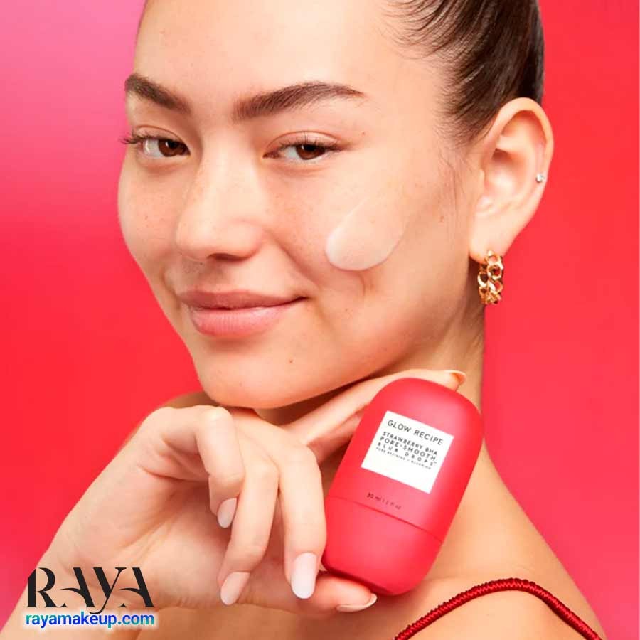 سرم کنترل کننده چربی و کوچک کننده منافذ حاوی توت فرنگی و BHA گلو رسیپی Glow Recipe Strawberry BHA Pore-Smooth Blur Drops