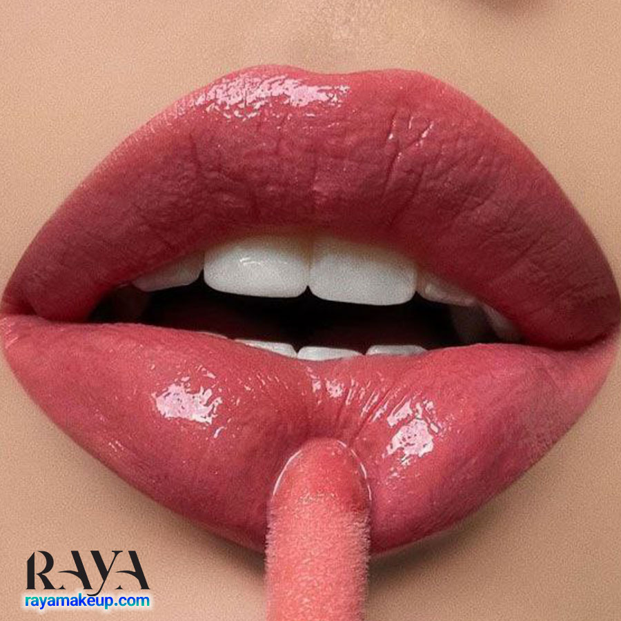 معرفی 7 ترفند و نکته آرایشی جذاب برای شکل های مختلف لب