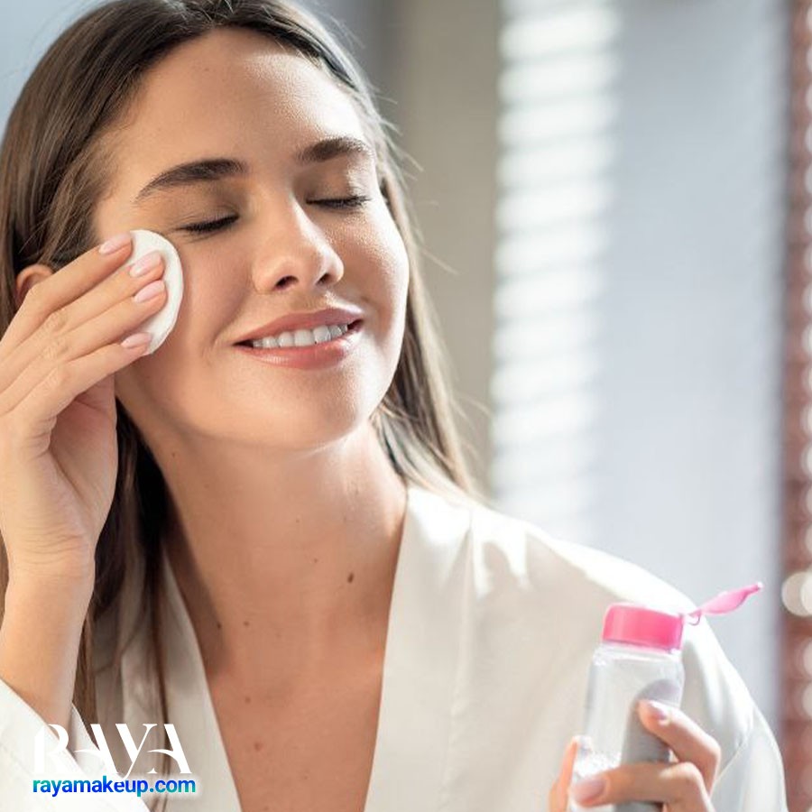 تفاوت بین شوینده صورت و پاک کننده های صورت چیست؟