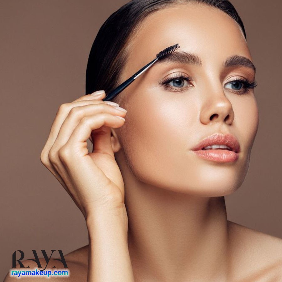 چگونه با روش های طبیعی ابروهای پرپشت و ضخیم تری داشته باشیم؟