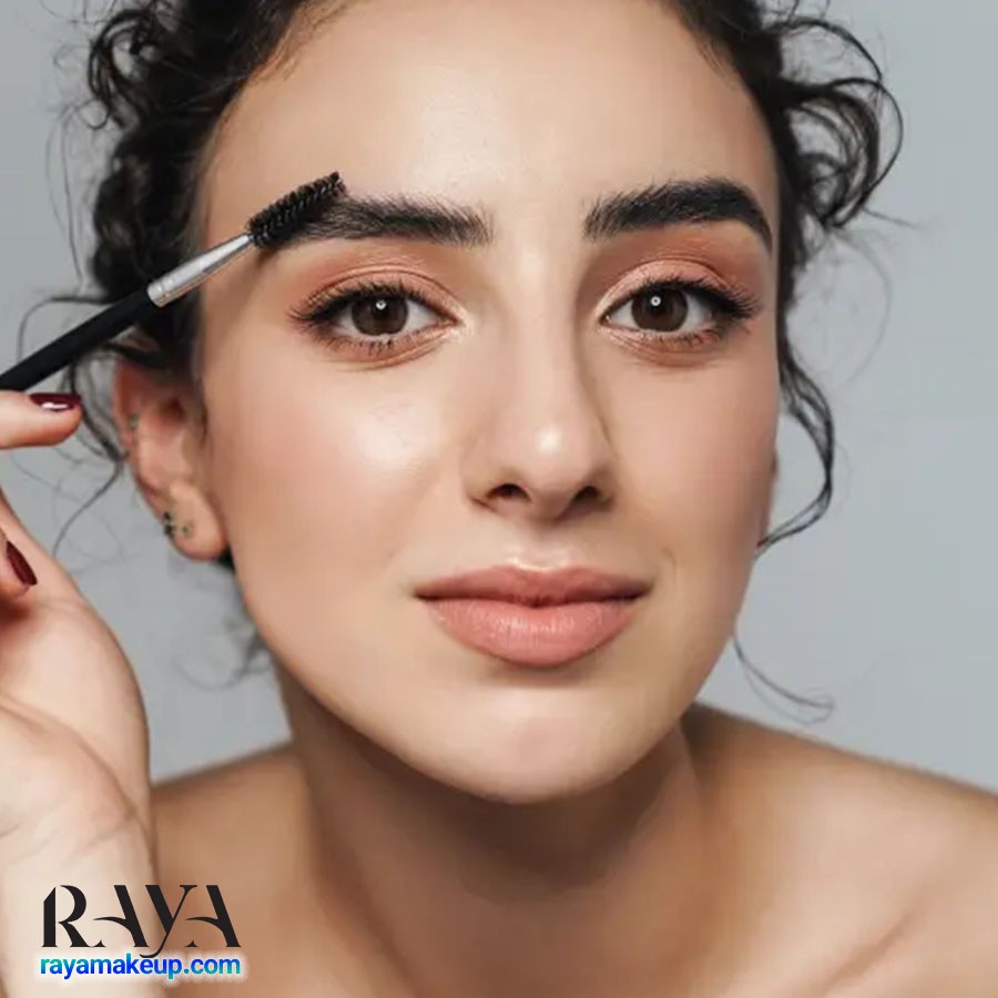 چگونه چشم های کوچک خود را بزرگتر نشان دهیم؟