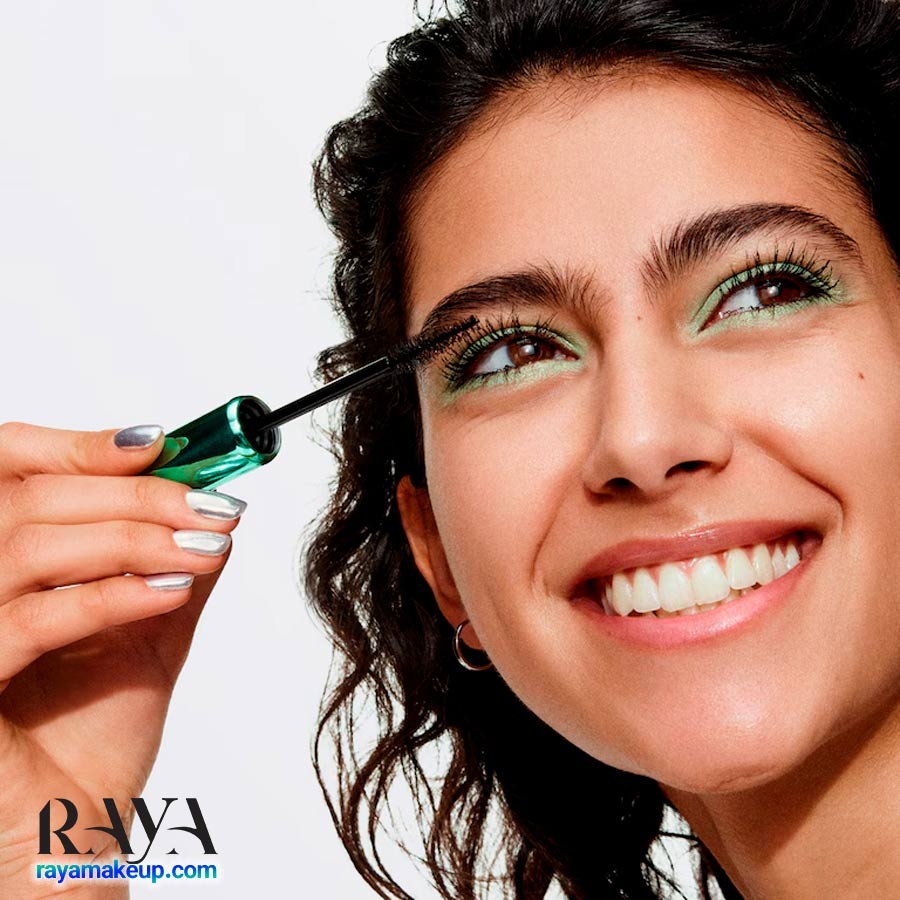 ریمل حجم دهنده قوی کلینیک های ایمپکت های فای فول والیوم Clinique High Impact High-Fi Full Volume Mascara