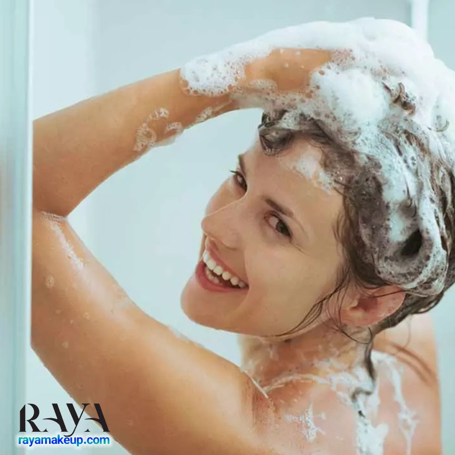 بررسی تفاوت شوره سر با خشکی پوست سر به همراه علائم و درمان های آنها 	