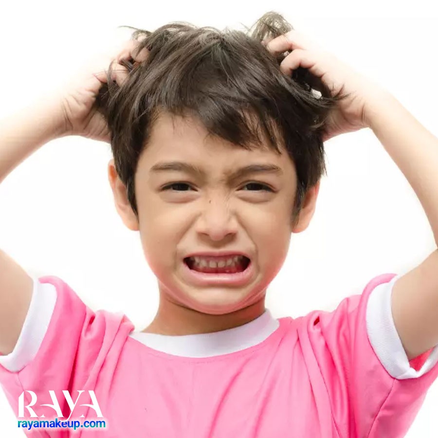 علت ریزش مو در نوجوانان چیست و چگونه درمان می شود؟ 	