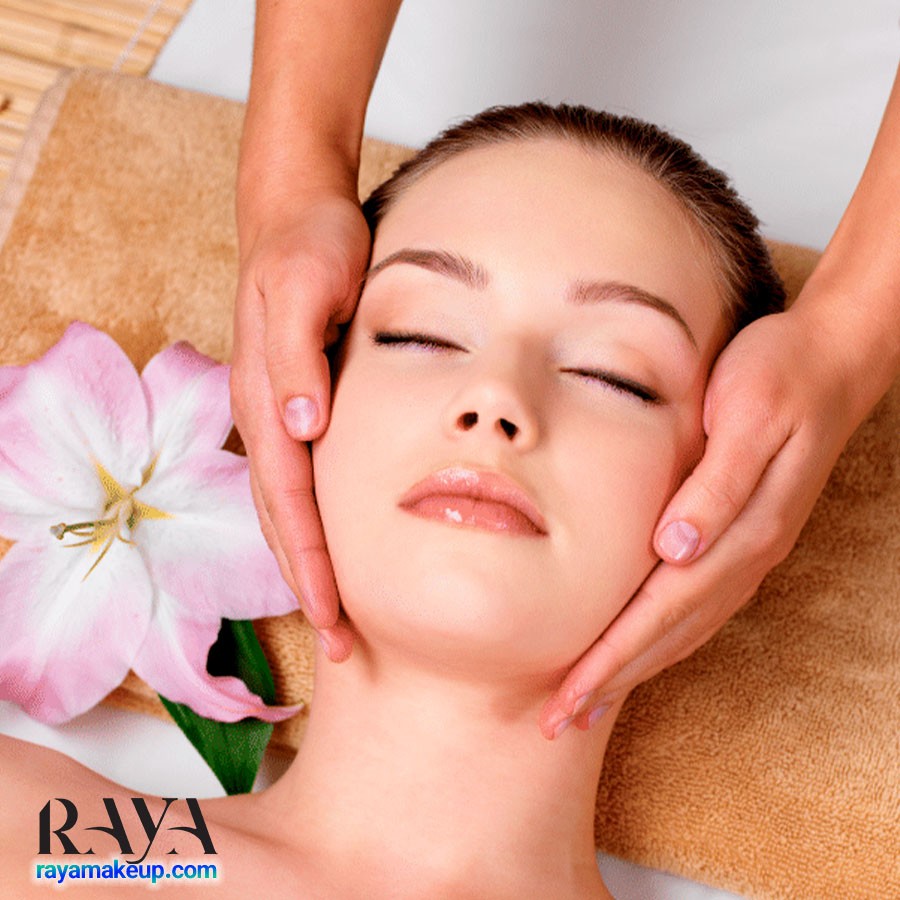 چگونه ماساژ صورت انجام دهیم؟ آموزش 7 مرحله ساده انجام ماساژ صورت در خانه