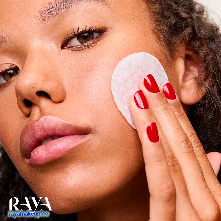 پد لایه بردار و روشن کننده فرست اید بیوتی بسته 28 عددی First Aid Beauty Brighten + Glow Facial Radiance Pads