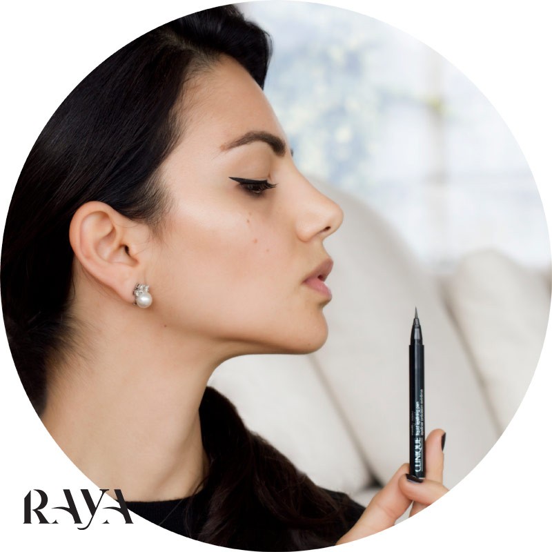 خط چشم ماژیکی و مایع کلینیک مدل پرتی ایزی Clinique Pretty Easy Liquid Eyelining Pen