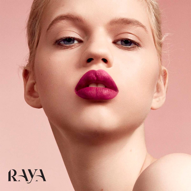 رژ لب جامد و مات و مخملی ماتمویزل فنتی بیوتی Fenty Beauty Mattemoiselle Plush Matte Lipstick