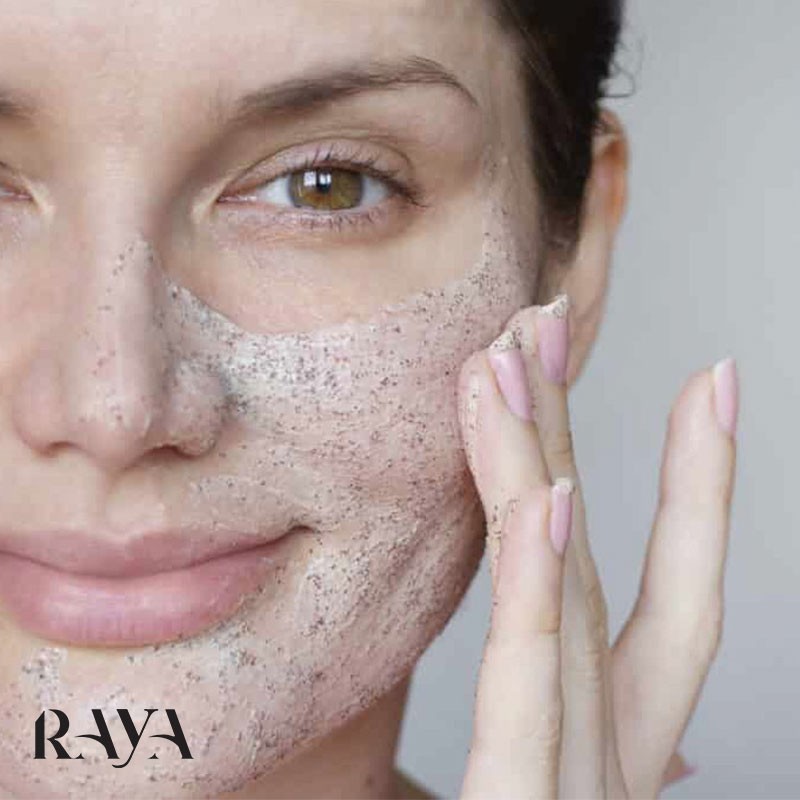 لایه برداری از پوست چیست و چه مزایایی برای پوست دارد؟