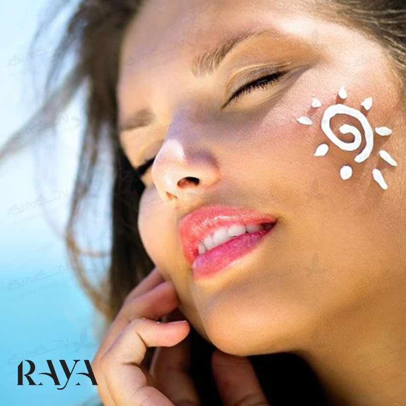 آیا استفاده از کرم های ضد آفتاب رنگی باعث ایجاد لک های پوستی می شود؟