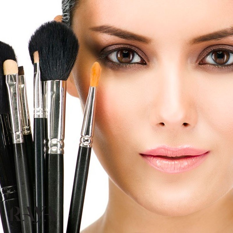 ترفندهای آرایشی حرفه ای برای مهمانی های شبانه