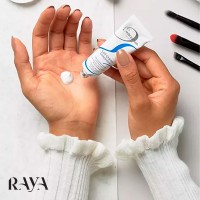 کرم مرطوب کننده روزانه صورت و بدن لایت امبریولیس