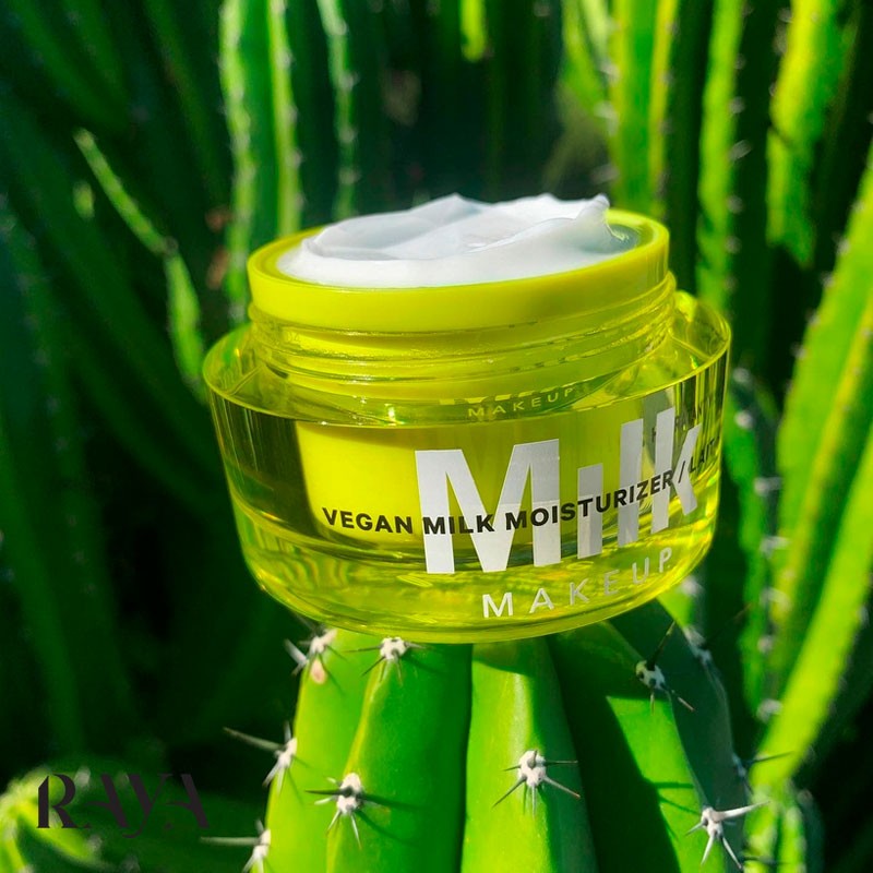 آبرسان و مرطوب کننده شیری میلک میکاپ مدل وگان میلک Milk Makeup Vegan Milk Moisturizer
