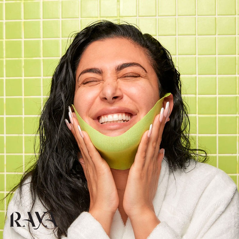 ماسک ورقه ای لیفت کننده چانه و خط فک ویشفول هدی بیوتی حاوی پپتید و نیاسینامید Huda Beauty Wishful Chin Lift Peptide & Niacinamide Sculpting Sheet Mask