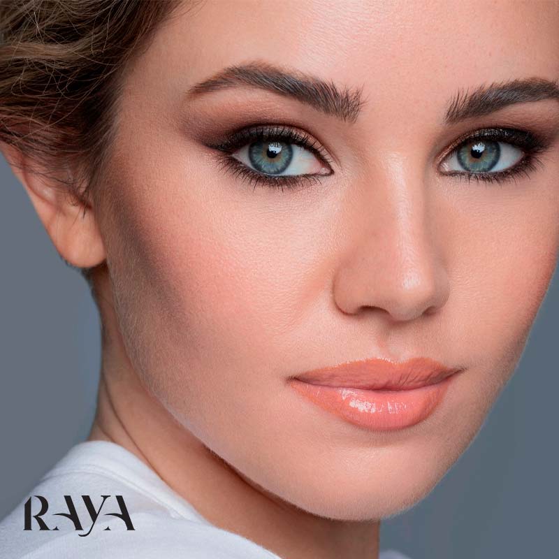 راهنمای آموزش میکاپ و آرایش برای صورت های گرد و پر