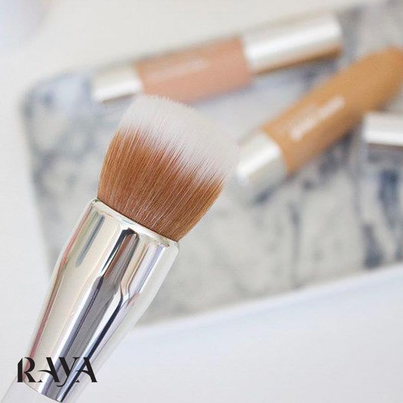 براش کرمپودر کلینیک مدل باف Clinique Foundation Buff Brush