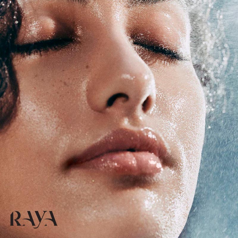 اسپری فیکس صورت آبرسان و محافظ نور آبی ایلیا مدل بلو لایت فیس میست Ilia Blue Light Face Mist