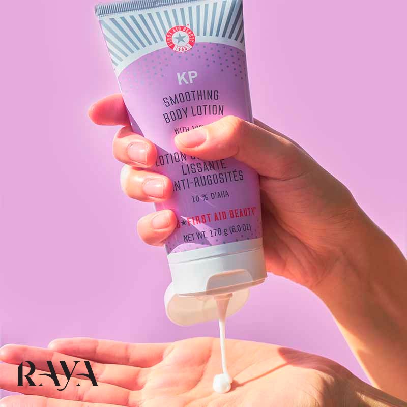لوسیون بدن لایه بردار و آبرسان و صاف کننده پوست کی پی فرست اید بیوتی First Aid Beauty KP Smoothing Body Lotion