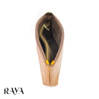 کیف آرایش دست دوز چرمی با طراحی مستطیلی